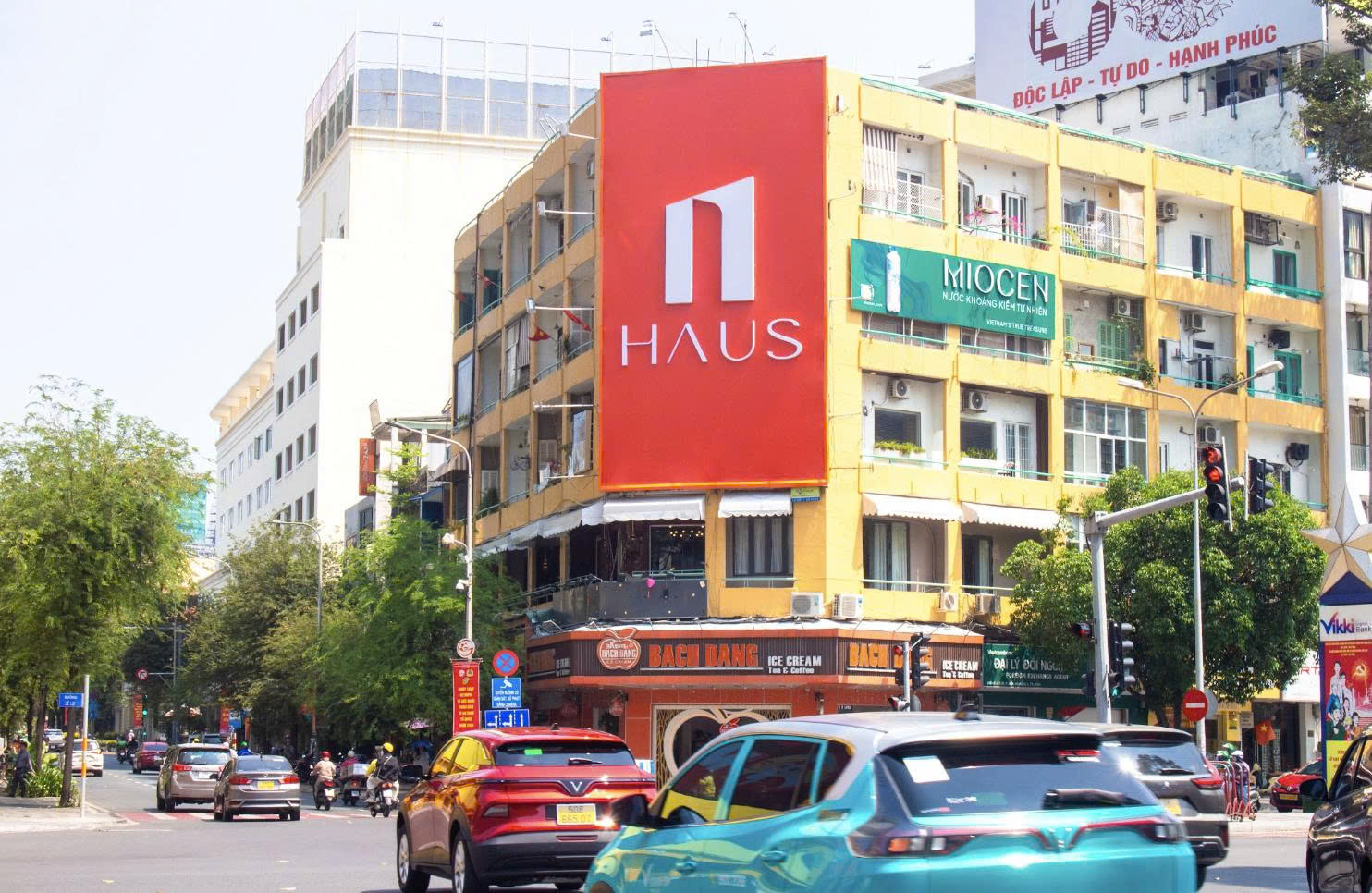 26 Lê Lợi 4