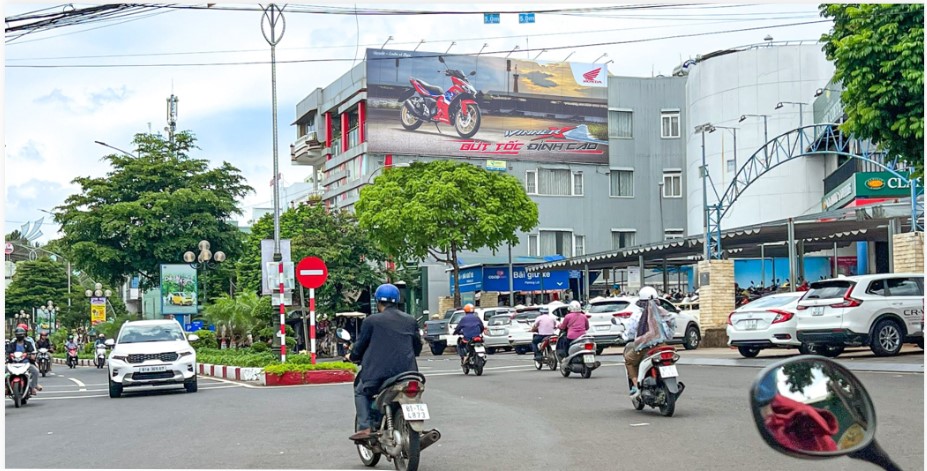 Vietnam OOH, OOH Vietnam