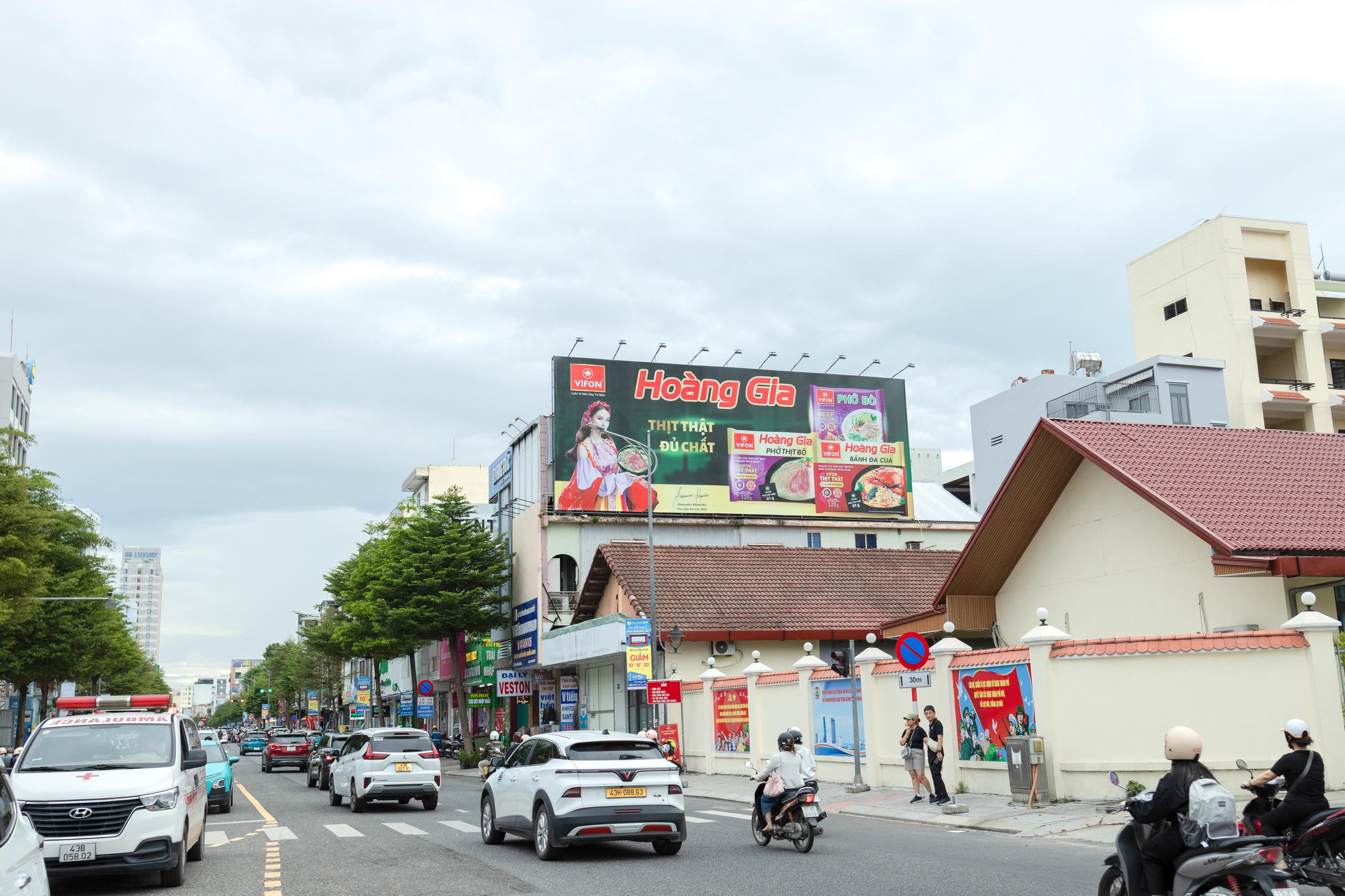 Chân cầu Sông Hàn-Đà Nẵng 1