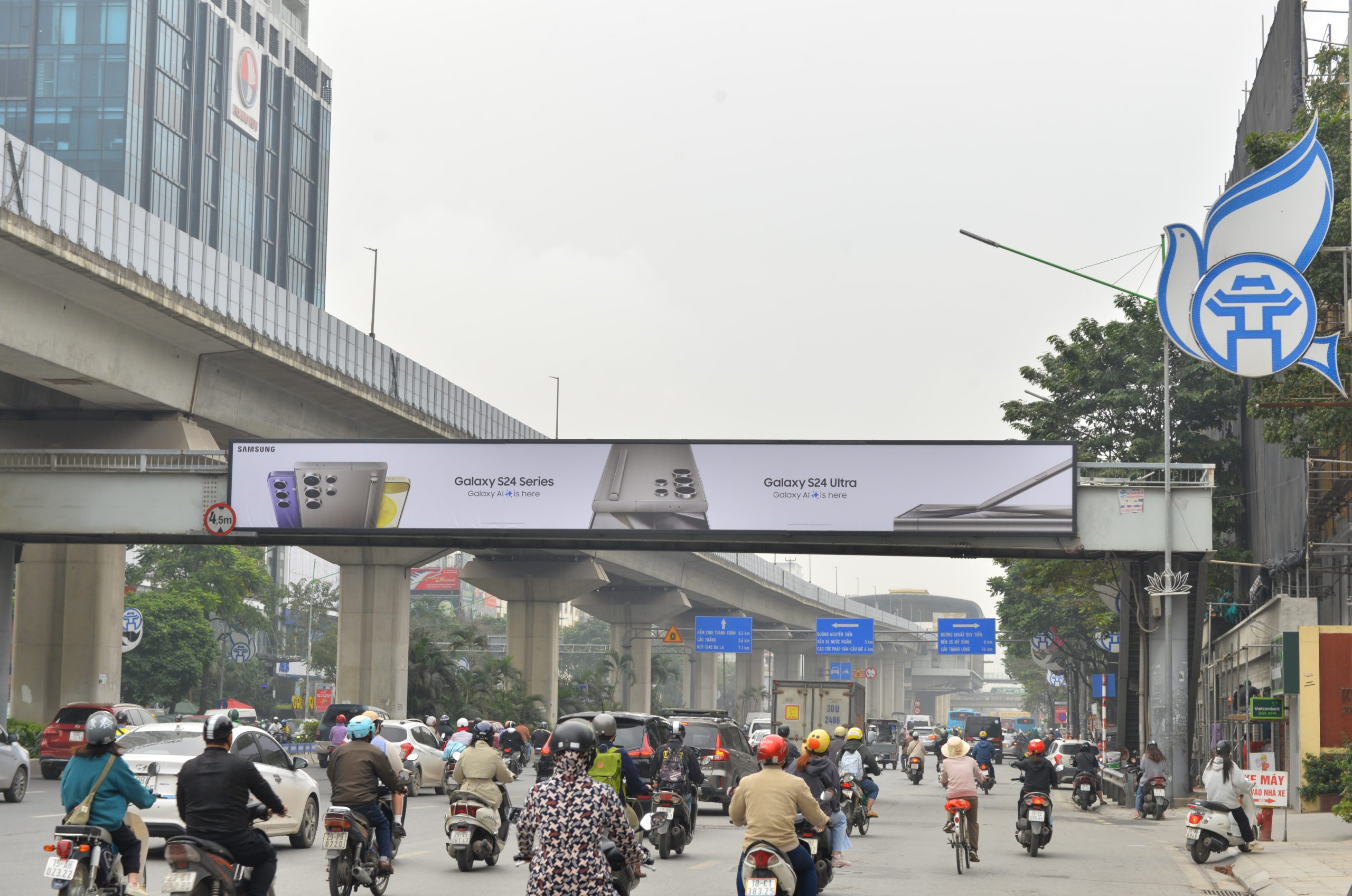 Anh-gan-huong-nhin-tu-Nguyen-Trai-di-Tran-Phu-CC-scaled