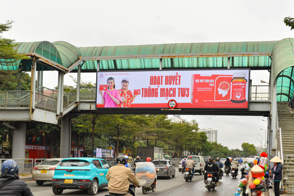 Anh-gan-huong-nhin-tu-Tran-Quang-Khai-di-Tran-Nhat-Duat-CC-1024x682