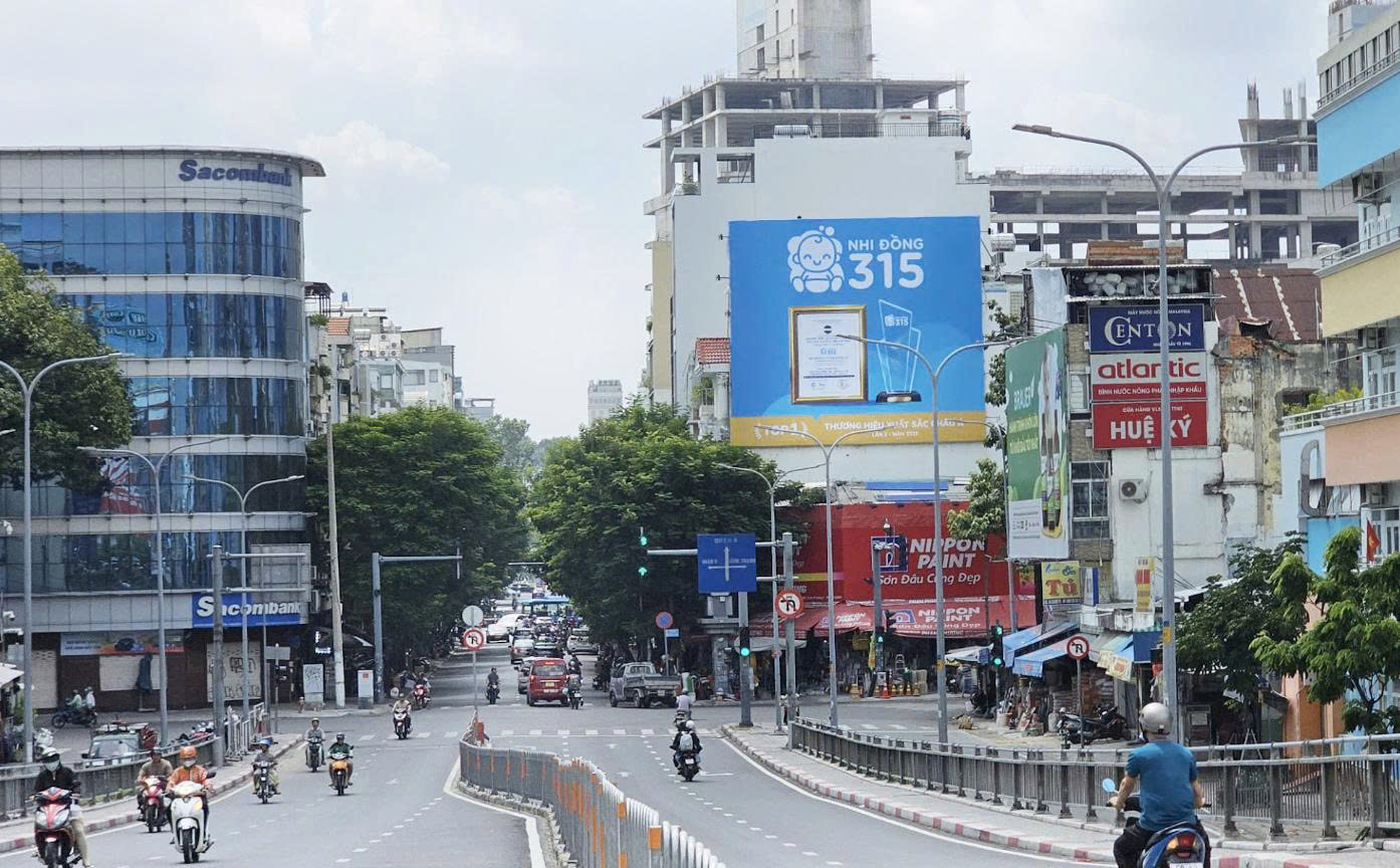 Cầu Calmette Q1 4