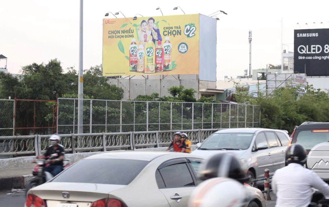 Pano chân Cầu Kênh Tẻ 4